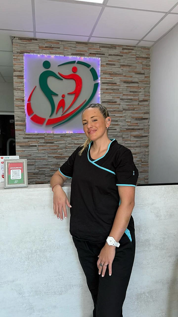 La Dra. María Agustina Savini en el consultorio SAVEN